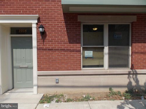 1918 N 31st St, PHILADELPHIA, PA, 19121-1704 | Card Image