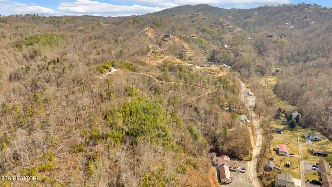 1205 Maples Manor Way, Home with 0 bedrooms, 0 bathrooms and null parking in GATLINBURG TN | Image 22