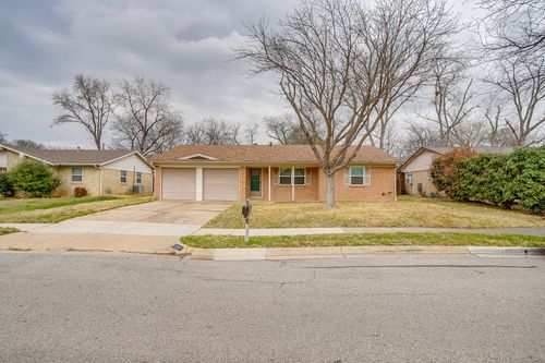 5917 Whispering Lane, Watauga, TX, 76148 | Card Image