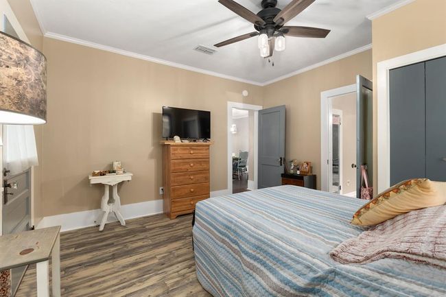 1501 S Austin St, House other with 2 bedrooms, 2 bathrooms and 2 parking in Brenham TX | Image 18