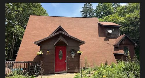 8812 E Little Doe Run Rd, Madison, IN, 47250-7104 | Card Image