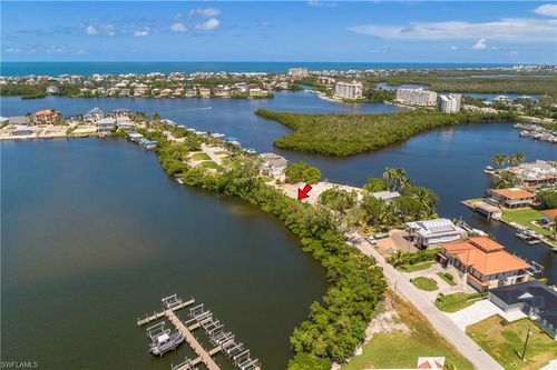 250 3rd St, BONITA SPRINGS, FL, 34134-7323 | Card Image