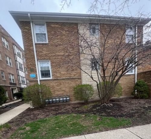 apt-1b-33 S Madison Ave, La Grange, IL, 60525-2466 | Card Image