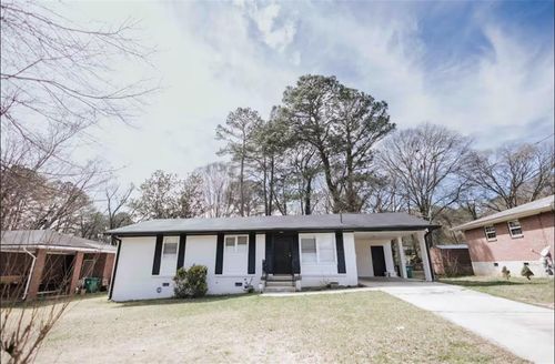 3047 Horse Shoe Dr Se, Atlanta, GA, 30316-4409 | Card Image