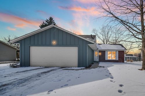 1515 W 94th Ave, Crown Point, IN, 46307-1928 | Card Image