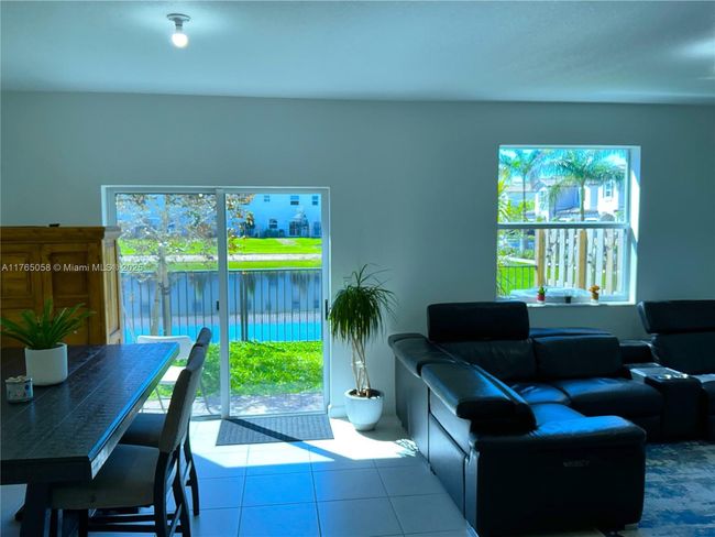 1 - 5544 Nw 27 Th Pl, Townhouse with 3 bedrooms, 3 bathrooms and null parking in Lauderhill FL | Image 11