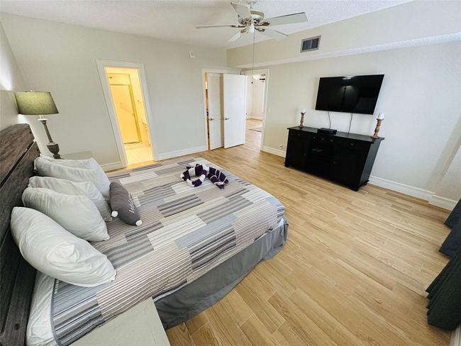 APT-401 - 4950 Gulf Blvd, Condo with 2 bedrooms, 2 bathrooms and null parking in ST PETE BEACH FL | Image 41