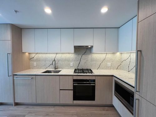401-2135 Springer Ave, Burnaby, BC, V5B3N1 | Card Image