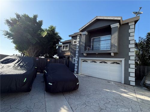 f-11137 S Freeman, Inglewood, CA, 90304 | Card Image