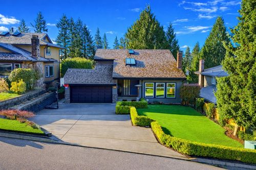 2023 Hill Dr, North Vancouver, BC, V7H2N1 | Card Image