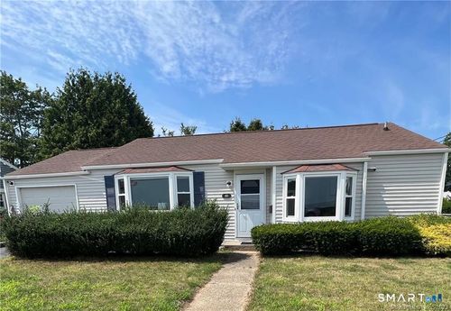 851 Pequot Ave, New London, CT, 06320-4216 | Card Image