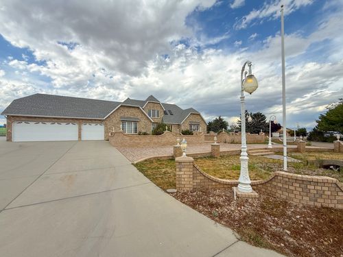1402 Shepherd Dr, Wellington, UT, 84542-2013 | Card Image