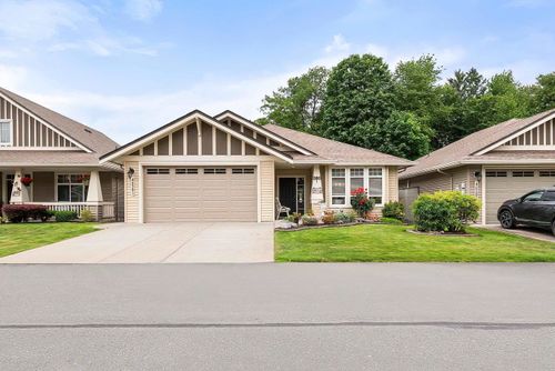 46581 Stoney Creek Dr, Chilliwack, BC, V2R0E4 | Card Image