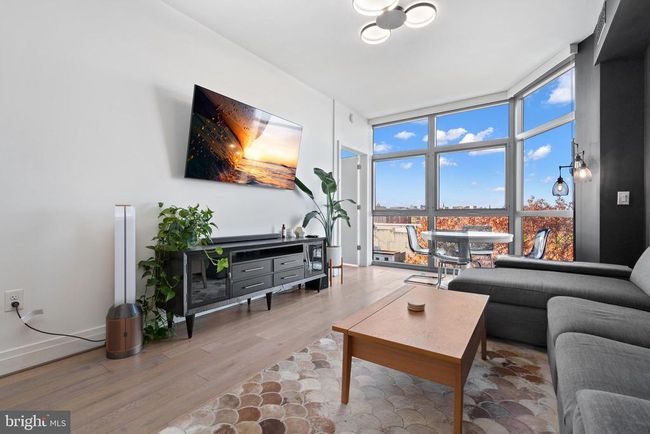 APT-504 - 810 O St, Condo with 2 bedrooms, 2 bathrooms and null parking in WASHINGTON DC | Image 4