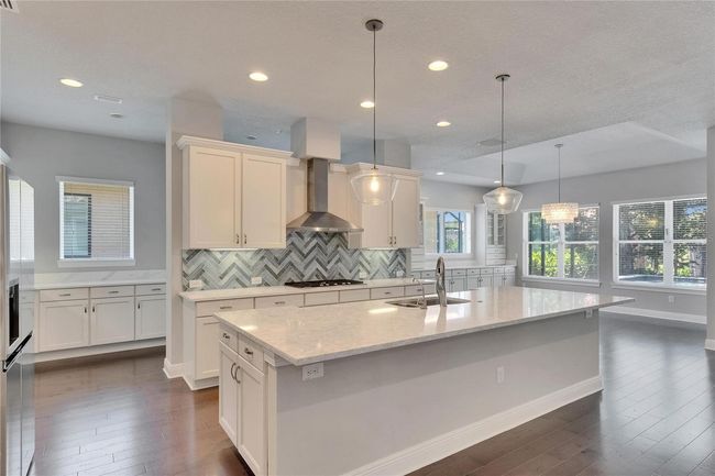 Kitchen | Image 8