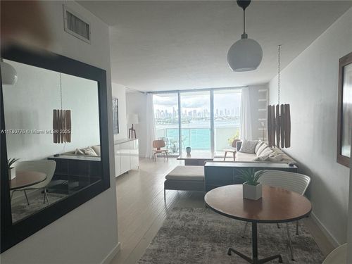 apt-703-1200 West Ave, Miami Beach, FL, 33139-4316 | Card Image
