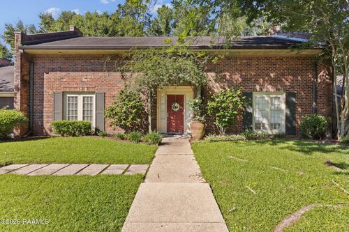 602 Fairview Pkwy, Lafayette, LA, 70508-6332 | Card Image