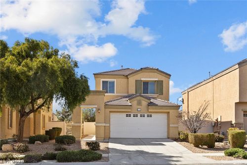 5533 Overlook Valley St, North Las Vegas, NV, 89081-4058 | Card Image