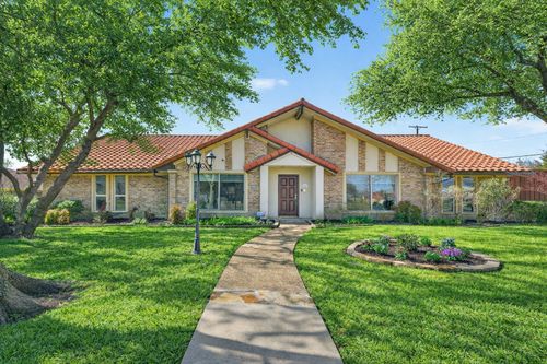 15415 Leavalley Dr, Dallas, TX, 75248-5244 | Card Image