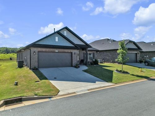 30 Woodcross Dr, Simpsonville, SC, 29681-7176 | Card Image