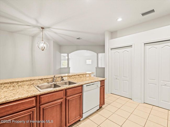 3885 Crossline Dr, House other with 2 bedrooms, 2 bathrooms and null parking in Spring Hill FL | Image 23