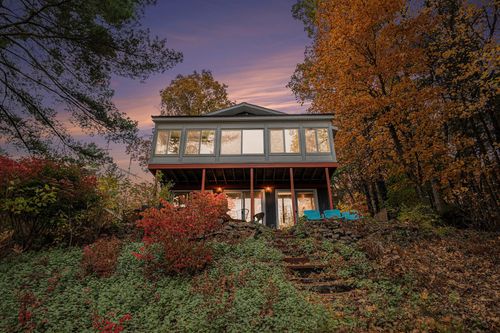 5801 Maple Rd, Twin Lake, MI, 49457-9722 | Card Image