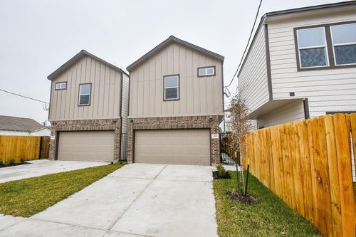 4913 Nichols St, Houston, TX, 77020-8805 | Card Image