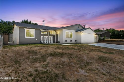350 E Avenue R11, Palmdale, CA, 93550-6020 | Card Image