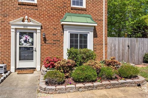 800 Mill Landing Rd, Chesapeake, VA, 23322-8353 | Card Image