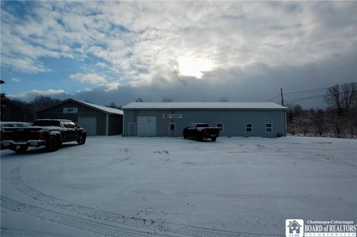 35 Anderson Ave, Falconer, NY, 14733-1454 | Card Image