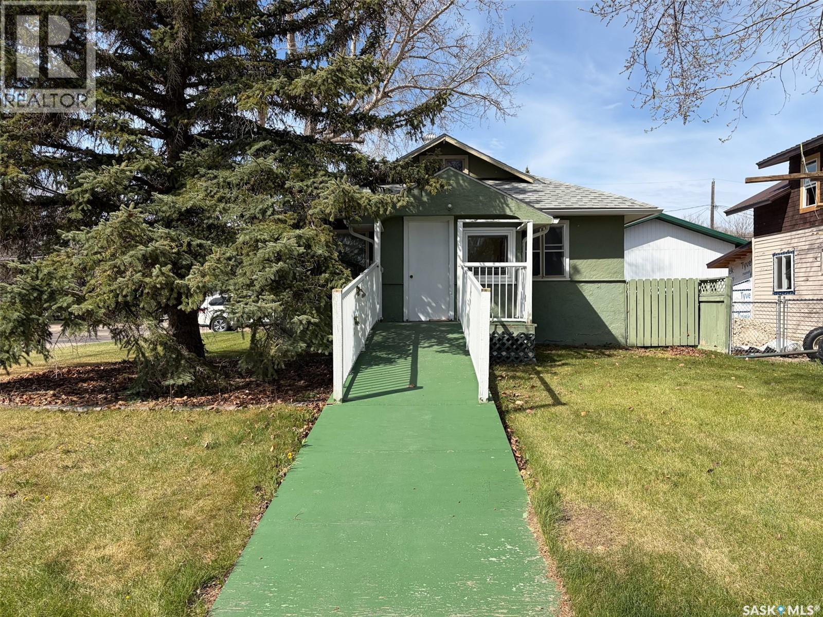 Residential in Shaunavon 3