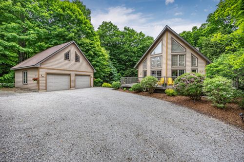 28 Big Tree Cir, Mulmur, ON, L9V3M3 | Card Image
