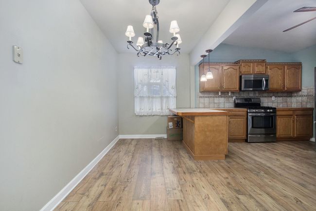 Kitchen | Image 11