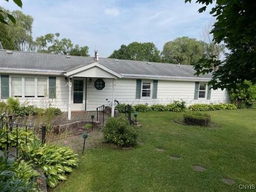 4745 Cedarvale Rd, Syracuse, NY, 13215-8647 | Card Image
