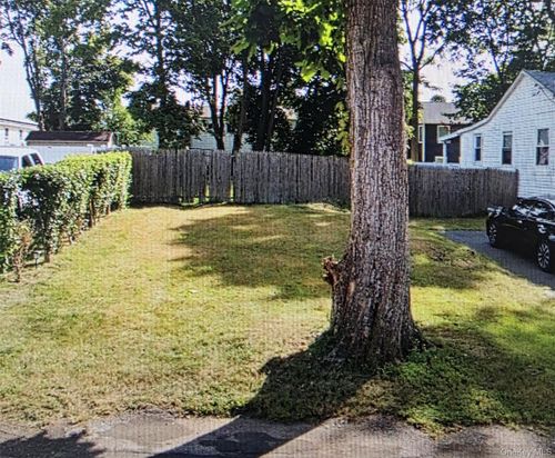 25 S 23rd St, Wyandanch, NY, 11798-2926 | Card Image