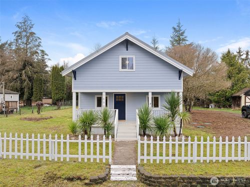 1490 Armstrong St, Raymond, WA, 98577-9564 | Card Image