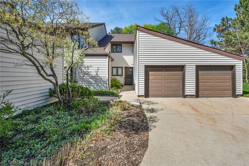 3432 Mayfield Rd, Cleveland Heights, OH, 44118-1308 | Card Image