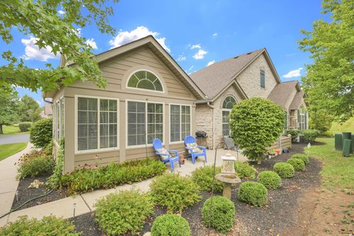 100 Stonegate Dr, Pataskala, OH, 43062-8089 | Card Image