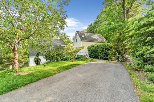 2 Clover Hill Rd, Acton, MA, 01720-4309 | Card Image
