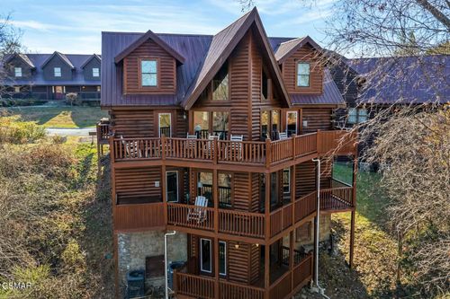 1559 Rainbow Ridge Rd, Sevierville, TN, 37862-3048 | Card Image