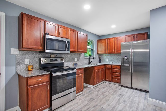 1515 Buena Vista St, House other with 4 bedrooms, 2 bathrooms and null parking in Mesquite TX | Image 4