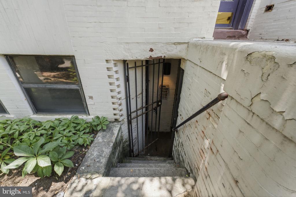 Residential in WASHINGTON 4