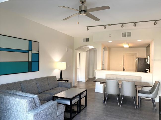 3503 - 14501 Grove Resort Avenue, Condo with 2 bedrooms, 2 bathrooms and null parking in Winter Garden FL | Image 8