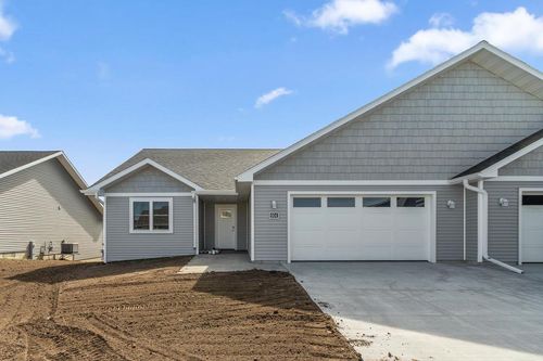 514 Roosevelt St, BARABOO, WI, 53913-2992 | Card Image