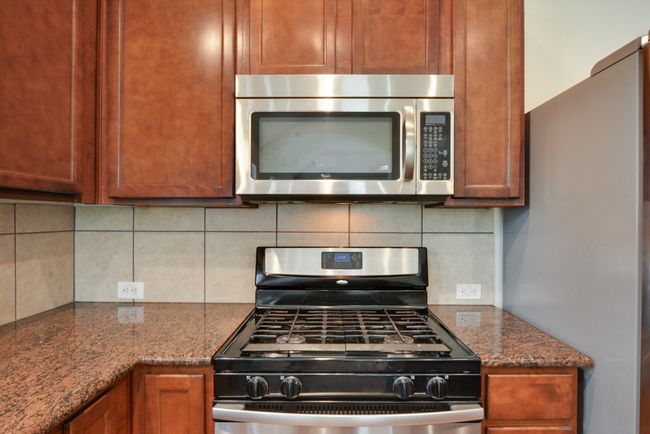 291 Cold Spg, House other with 4 bedrooms, 2 bathrooms and 4 parking in Buda TX | Image 7