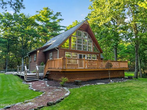 108 Resers Way, Dingmans Ferry, PA, 18328-9409 | Card Image