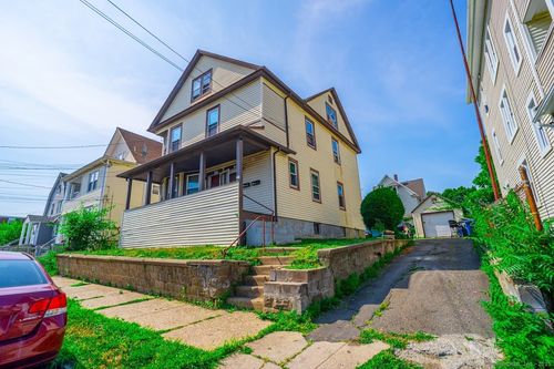 102 Hansen Ave, Bridgeport, CT, 06605-2556 | Card Image