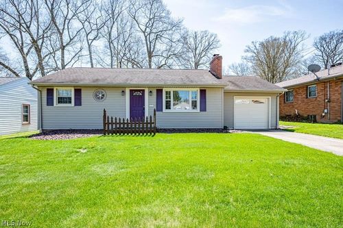 1777 Eden Ln, Youngstown, OH, 44509-2107 | Card Image