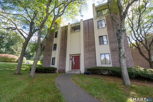 281-281 Burgundy Hill Ln, Middletown, CT, 06457-6372 | Card Image