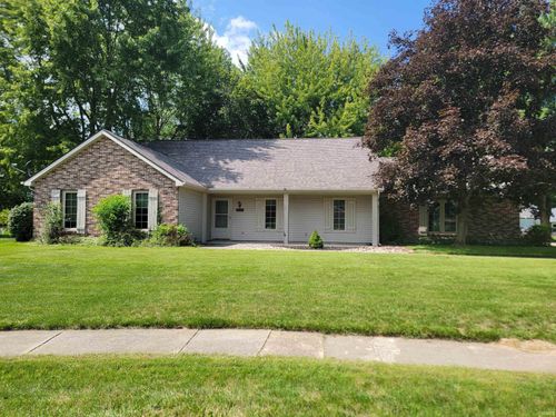 1409 Willow Dr, Auburn, IN, 46706-3215 | Card Image